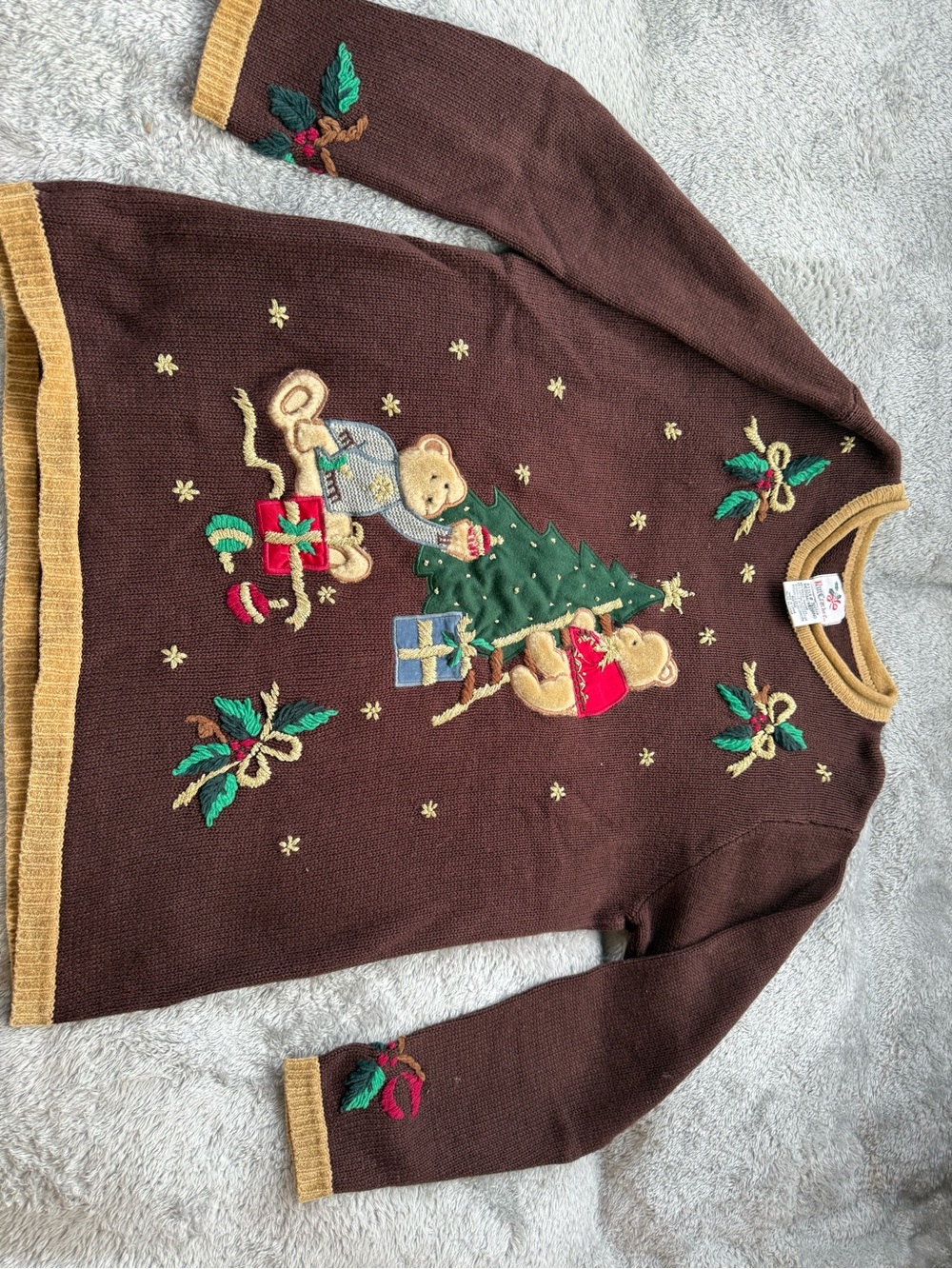 VTG NutCracker medium sweater